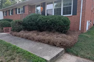 1112 Green St, Reidsville, NC 27320 - Photo 1