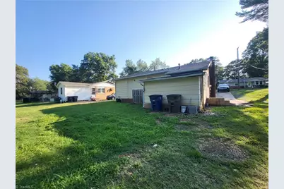 1529 Pleasant Street, Winston-Salem, NC 27107 - Photo 10