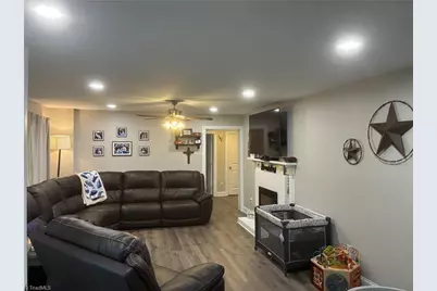 417 S Main Street, Dobson, NC 27017 - Photo 2