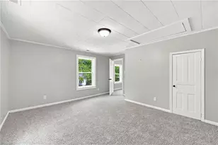 1108 Hawthorne Ln, Burlington, NC 27215 - Photo 32