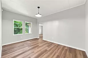 1108 Hawthorne Ln, Burlington, NC 27215 - Photo 16