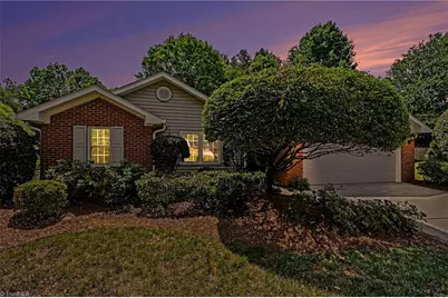 7 Brandywine Circle, Greensboro, NC 27409 - Photo 4