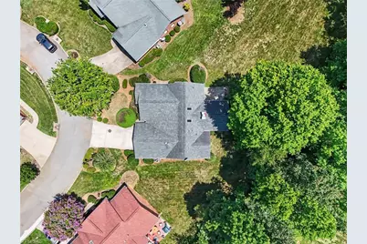7 Brandywine Circle, Greensboro, NC 27409 - Photo 32