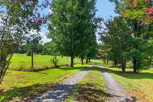 4217 Lake Ridge Ct, Ramseur, NC 27316 - Photo 4