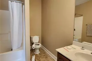 5425 Broadleaf Rd, Summerfield, NC 27258 - Photo 2