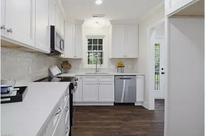 505 Salisbury Street, Kernersville, NC 27284 - Photo 14