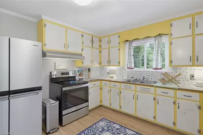 1532 Harrison Street, Reidsville, NC 27320 - Photo 12
