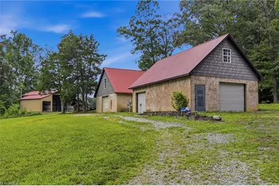 1389 City Lake Road, Lexington, NC 27295 - Photo 28