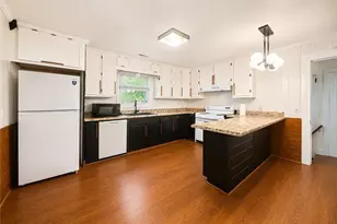 1910 Flatrock St, Winston-Salem, NC 27107 - Photo 2