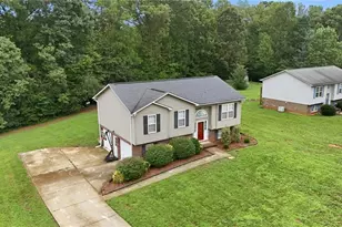 4051 Village Trace Dr, Tobaccoville, NC 27050 - Photo 8