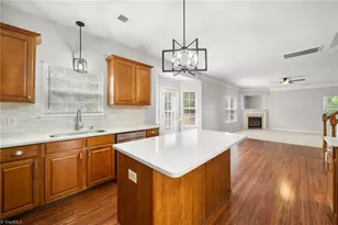 5560 Frances Ct, Winston-Salem, NC 27105 - Photo 4