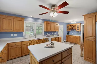 4264 High Point Road, Winston-Salem, NC 27107 - Photo 12