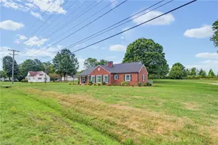 4264 High Point Rd, Winston-Salem, NC 27107 - Photo 4