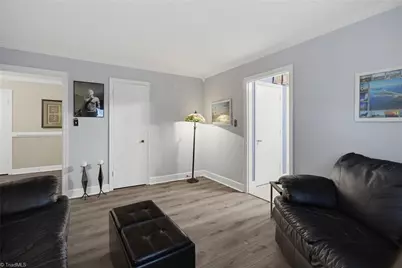 4264 High Point Road, Winston-Salem, NC 27107 - Photo 16