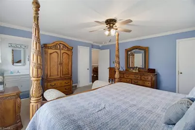 4264 High Point Road, Winston-Salem, NC 27107 - Photo 18