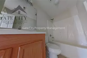 905 Hanahan Ct, Greensboro, NC 27409 - Photo 12