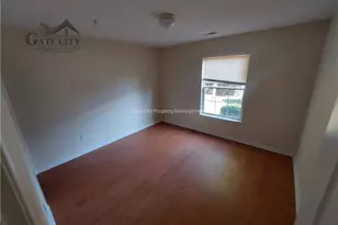905 Hanahan Ct, Greensboro, NC 27409 - Photo 10