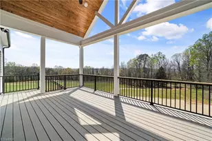 3973 Valley View Cir, Clemmons, NC 27012 - Photo 10