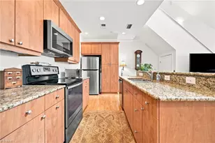 360 Elm St, Greensboro, NC 27401 - Photo 6