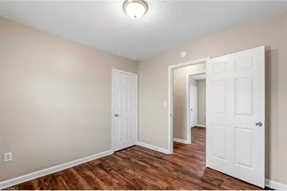 2210 E Market Street, Greensboro, NC 27401 - Photo 12