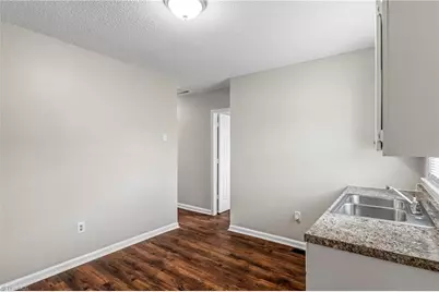 2210 E Market Street, Greensboro, NC 27401 - Photo 18