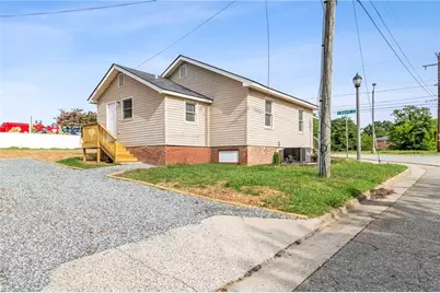 2210 E Market Street, Greensboro, NC 27401 - Photo 20