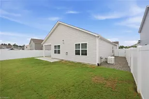 1419 Carisbrooke Dr, Mebane, NC 27302 - Photo 28