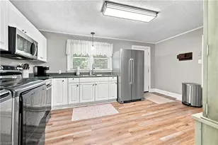 110 New Street S, Liberty, NC 27298 - Photo 8