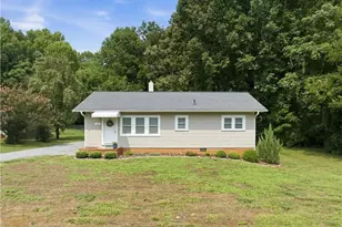110 New Street S, Liberty, NC 27298 - Photo 2