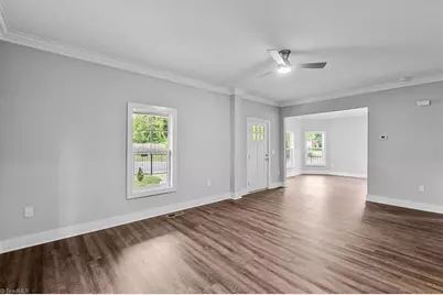 805 Bennett Street, Greensboro, NC 27406 - Photo 6