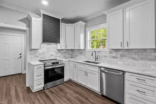 805 Bennett St, Greensboro, NC 27406 - Photo 12
