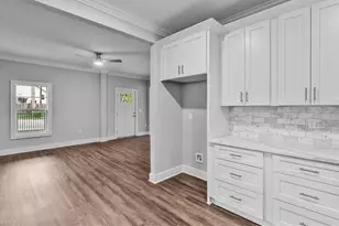 805 Bennett St, Greensboro, NC 27406 - Photo 14