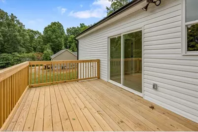 126 Aspen Street, Yadkinville, NC 27055 - Photo 20