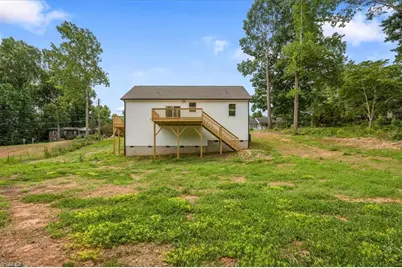 126 Aspen Street, Yadkinville, NC 27055 - Photo 24
