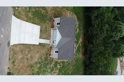 126 Aspen Street, Yadkinville, NC 27055 - Photo 28