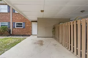 2215 Shadow Valley Rd, High Point, NC 27265 - Photo 4