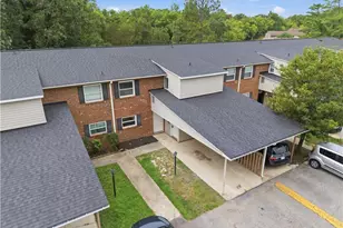 2215 Shadow Valley Rd, High Point, NC 27265 - Photo 2