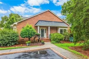 1700 Polo Oaks Ct, Winston-Salem, NC 27106 - Photo 2