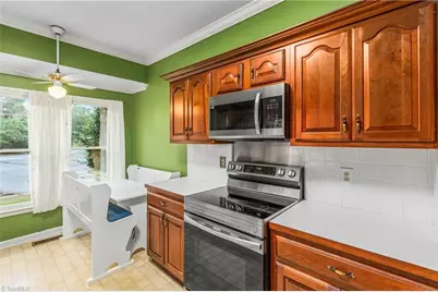 1700 Polo Oaks Court, Winston-Salem, NC 27106 - Photo 10