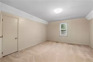 5092 Hutchins St, Winston-Salem, NC 27106 - Photo 16