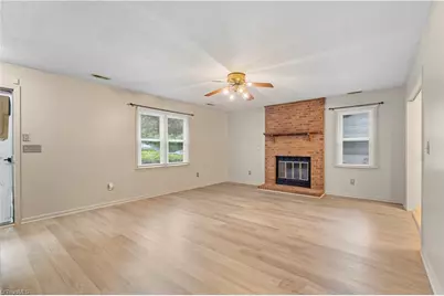 5092 Hutchins Street, Winston-Salem, NC 27106 - Photo 8