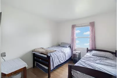 2829 N Ohenry Boulevard #A, Greensboro, NC 27405 - Photo 10