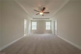 3719 Contimental Sq, Kernersville, NC 27284 - Photo 14