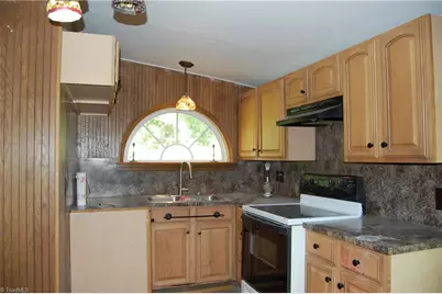 156 S Snider Street, Denton, NC 27239 - Photo 30