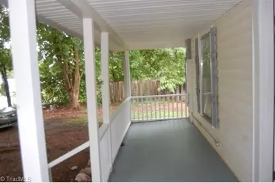 156 S Snider Street, Denton, NC 27239 - Photo 6