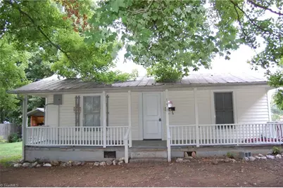 156 S Snider Street, Denton, NC 27239 - Photo 2