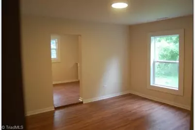 156 S Snider Street, Denton, NC 27239 - Photo 12