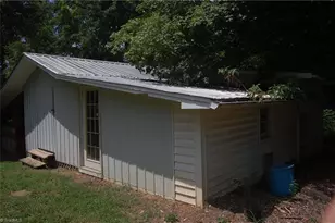 156 S Snider St, Denton, NC 27239 - Photo 24