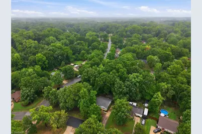 2210 Bracyridge Road, Greensboro, NC 27407 - Photo 28