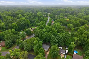 2210 Bracyridge Rd, Greensboro, NC 27407 - Photo 28